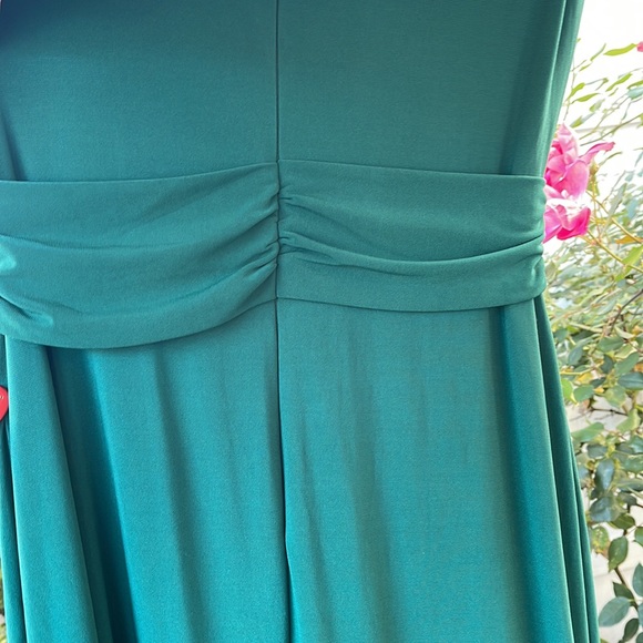 Ieena x Mac Duggal - Emerald Jersey One Shoulder Belted Trumpet Gown - Size 8 - Picture 8 of 13